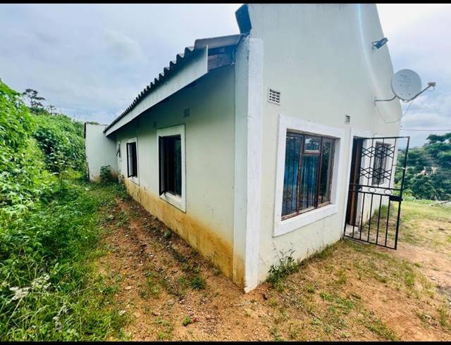 4 BEDROOM HOUSE FOR SALE IN LINDELANI C